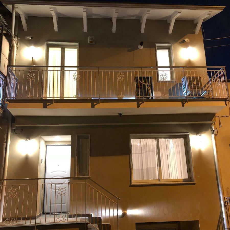 Bed and Breakfast Edera E Camelie Pompei Exterior foto